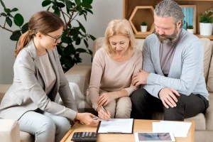 Advisor helping a couple with long-term care planning