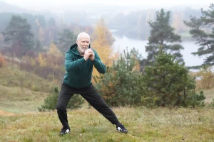 Senior man outdoors after exercise considering meal timing